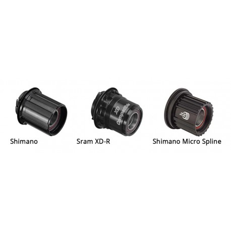 Rennrad Laufrad disc set (Karbon 50 oder 38 mm hoch) tubeless ready
